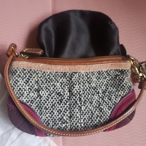 Coach Y2K Tweed Wristlet with Pink Velvet Bow Jewel Accent -  Vintage - Picture 8 of 8